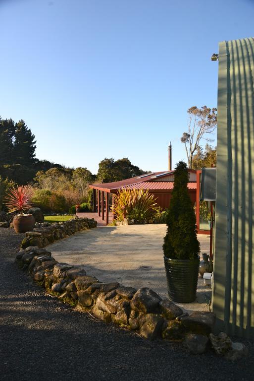 Barn Bed And Breakfast Waitati Bagian luar foto