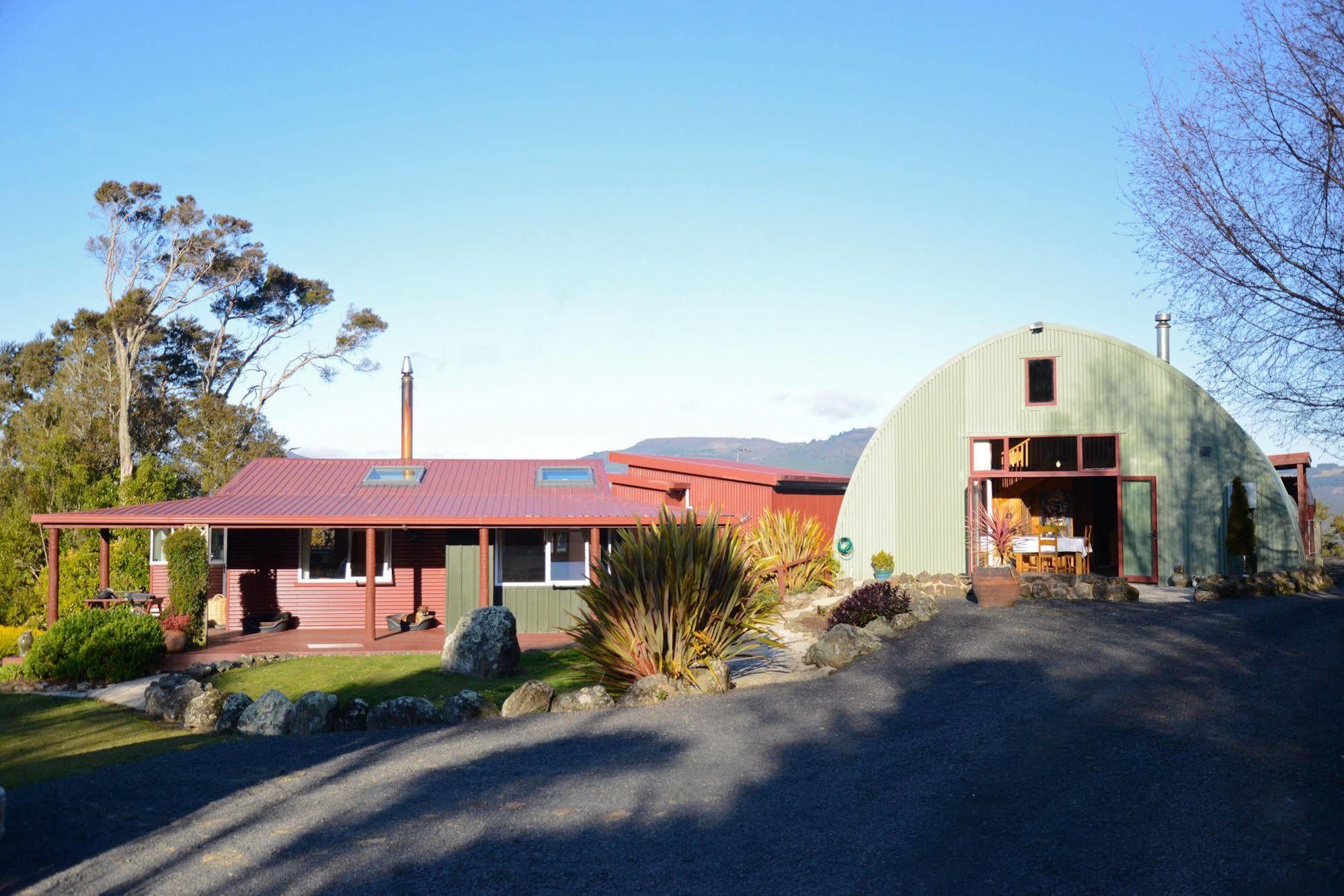 Barn Bed And Breakfast Waitati Bagian luar foto
