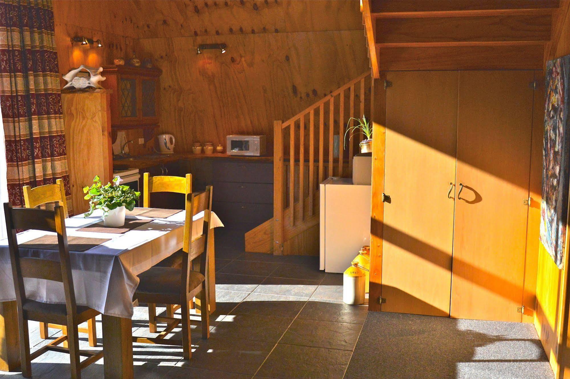 Barn Bed And Breakfast Waitati Bagian luar foto