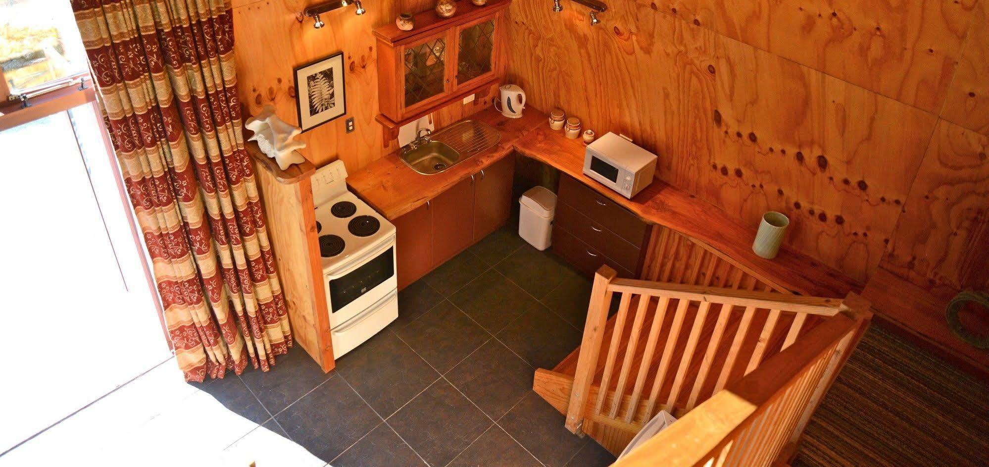 Barn Bed And Breakfast Waitati Bagian luar foto