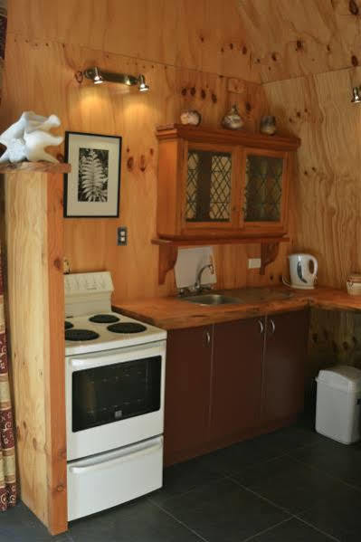 Barn Bed And Breakfast Waitati Bagian luar foto